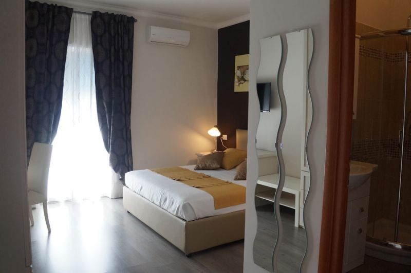 Room Carruba